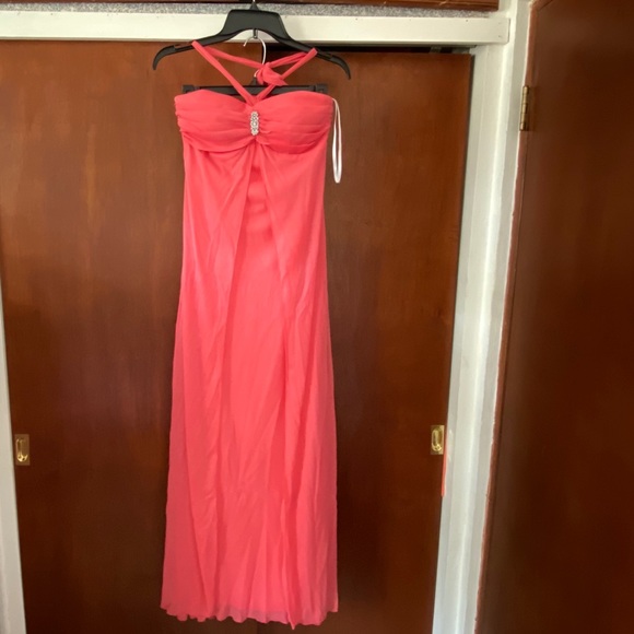B. Smart Dresses & Skirts - B. Smart Prom dress